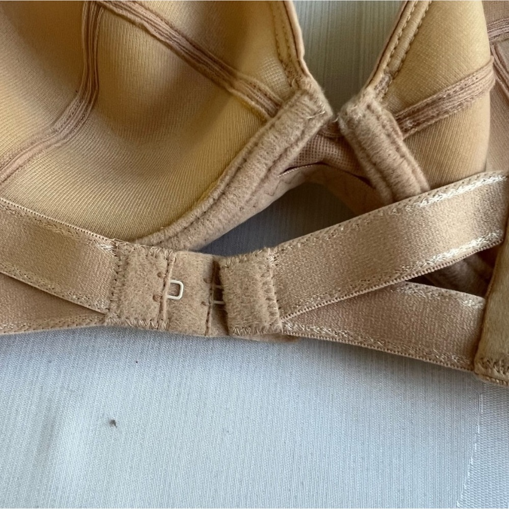 NWT FREYA Retro Underwire Padded Plunge Bra Bare Nude Smooth Molded Cups | 34B - Picture 6 of 8